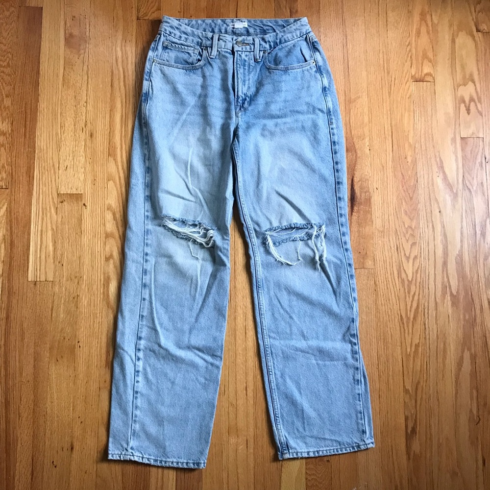 Good American Light Wash Good 90s Relaxed Fit Distressed Jeans 4/27